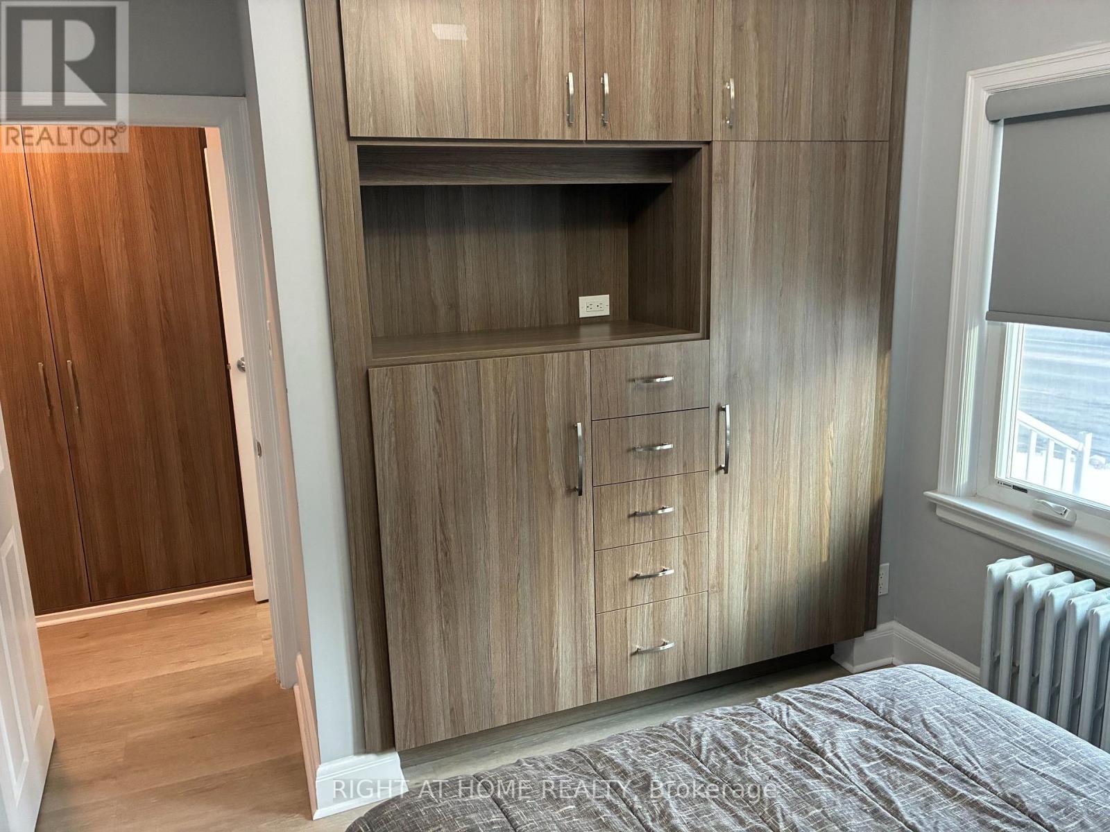 Main Floor - 36 Lawrence Avenue W, Toronto, Ontario  M5M 1A2 - Photo 8 - C12727040