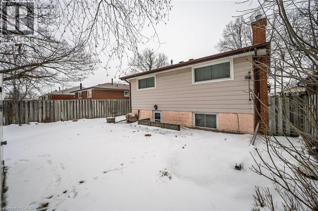 11 Crystal Court, Hamilton, Ontario  L8E 1M2 - Photo 30 - 40800116