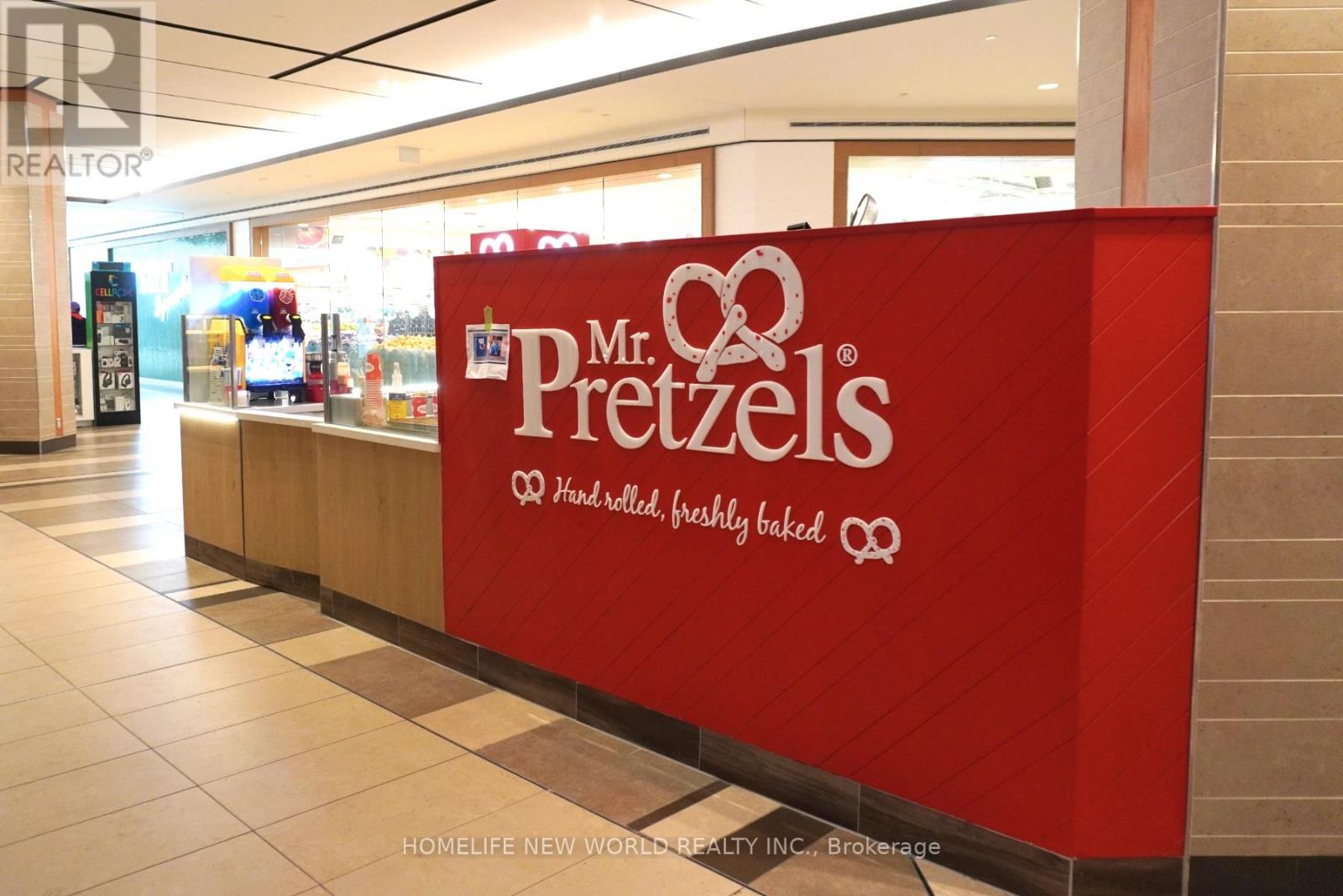 Z004 (Mr. Pretzels) - 1800 Sheppard Avenue E, Toronto, Ontario M2J 5A7 - Photo 3 - C12789514