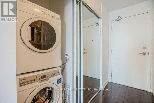 5708 - 12 York Street, Toronto (Waterfront Communities), Ontario  M5J 0A1 - Photo 7 - C12789522