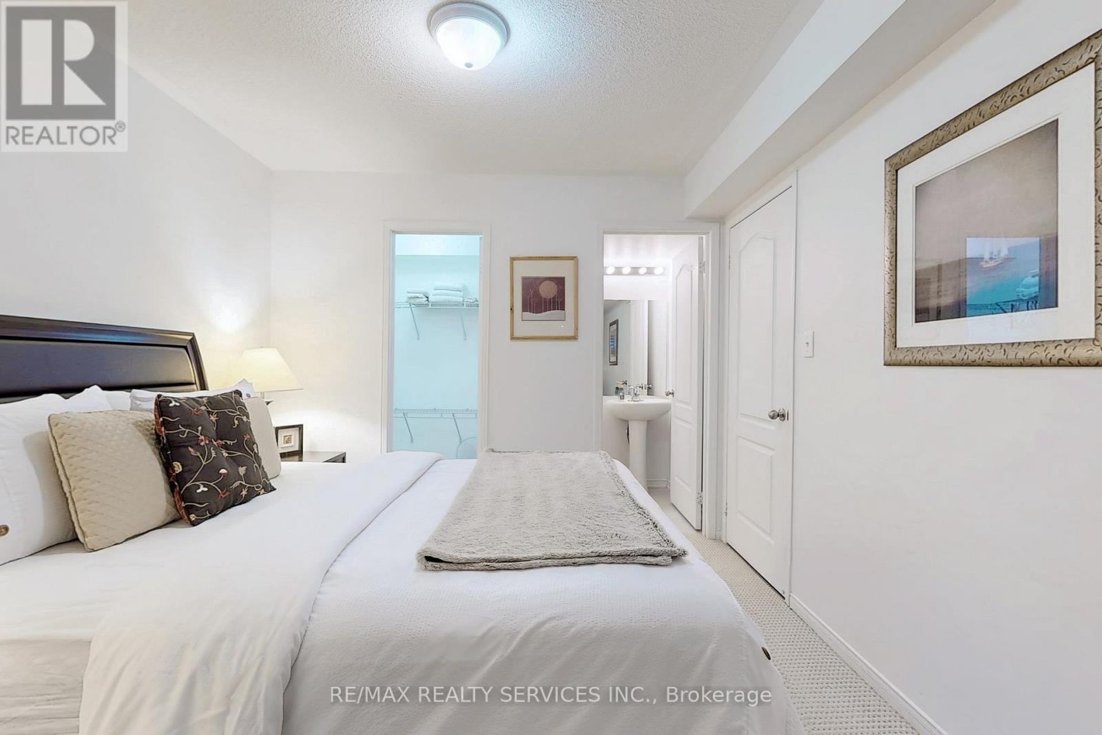 2 - 39 Hays Boulevard N, Oakville, Ontario  L6H 0J1 - Photo 25 - W12789476