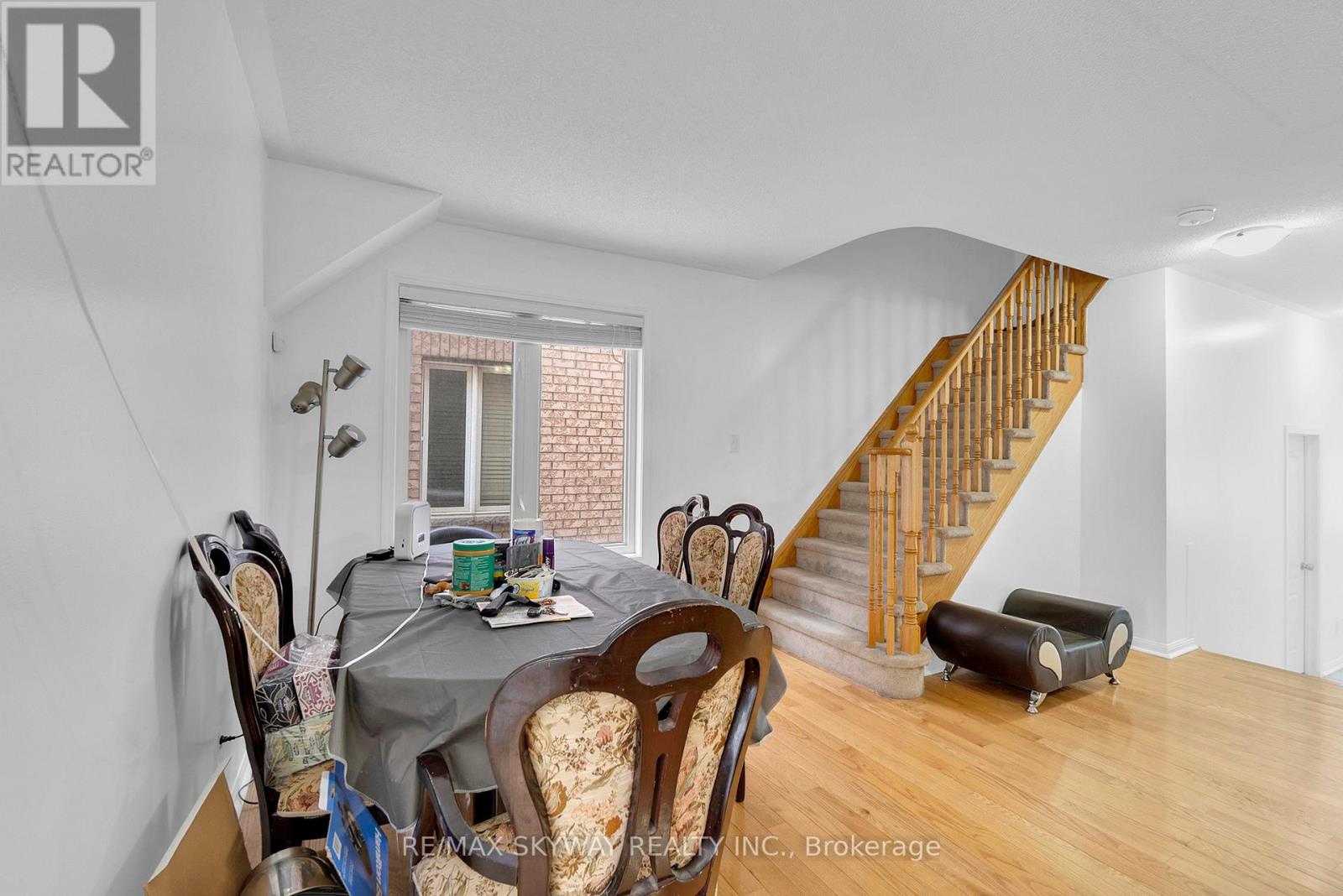 190 Bellchase Trail, Brampton, Ontario  L6P 3R9 - Photo 11 - W12789492