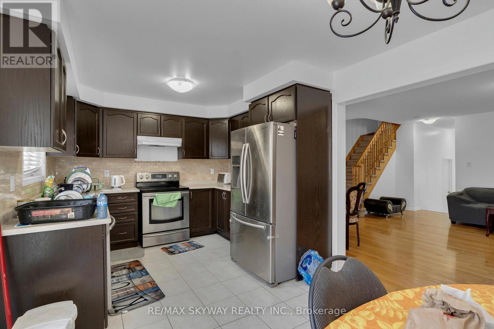 190 Bellchase Trail, Brampton, Ontario  L6P 3R9 - Photo 15 - W12789492