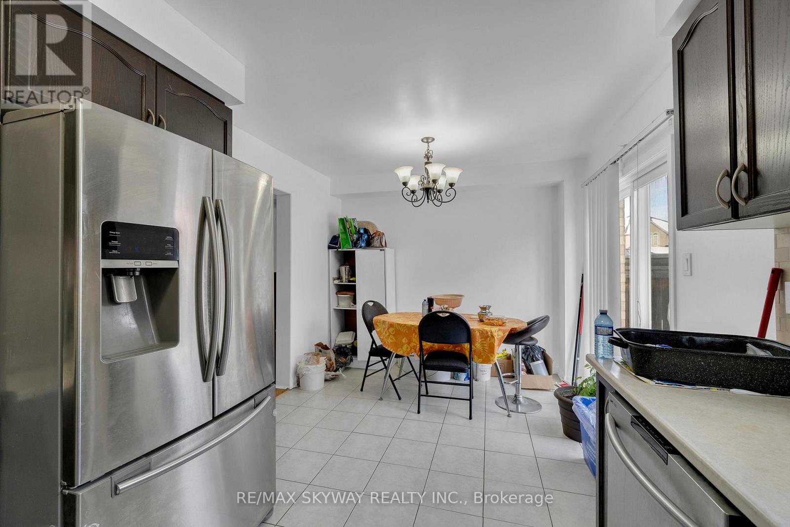 190 Bellchase Trail, Brampton, Ontario  L6P 3R9 - Photo 17 - W12789492