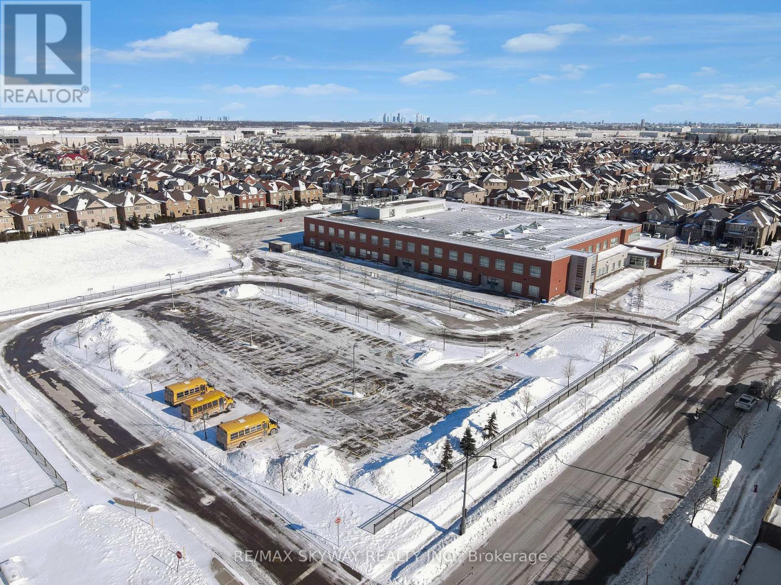 190 Bellchase Trail, Brampton, Ontario  L6P 3R9 - Photo 43 - W12789492