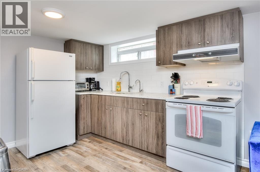 40 Brunswick Avenue Unit# B, Kitchener, Ontario  N2H 4E8 - Photo 4 - 40801017