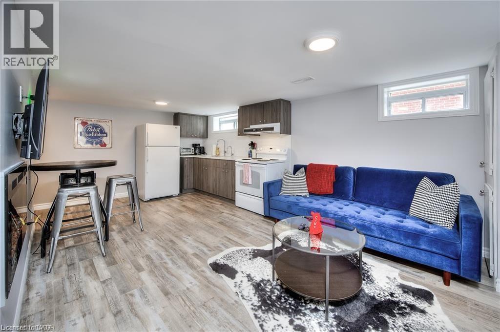 40 BRUNSWICK Avenue Unit# B, Kitchener, Ontario