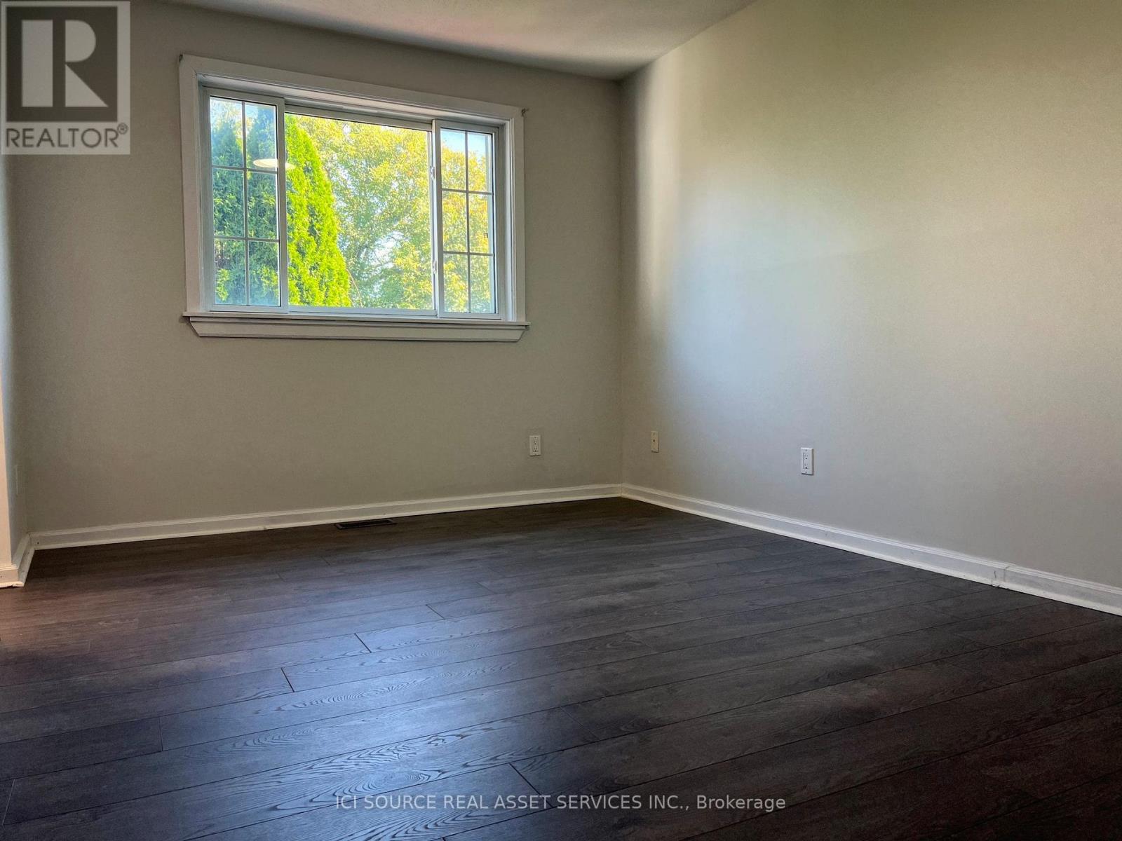 45 Huntsman Crescent, Ottawa, Ontario  K2M 1H8 - Photo 12 - X12789480