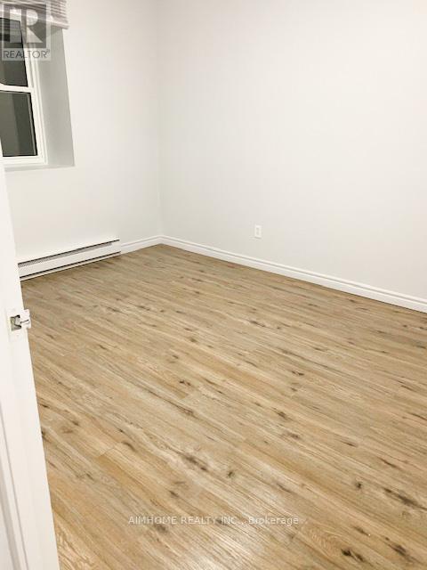 109 Westmount Road N, Waterloo, Ontario  N2L 5G5 - Photo 9 - X12789520