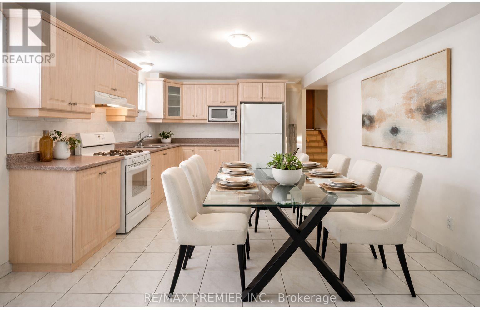 10 Sharpecroft Boulevard, Toronto, Ontario  M3J 3G1 - Photo 30 - W12788168