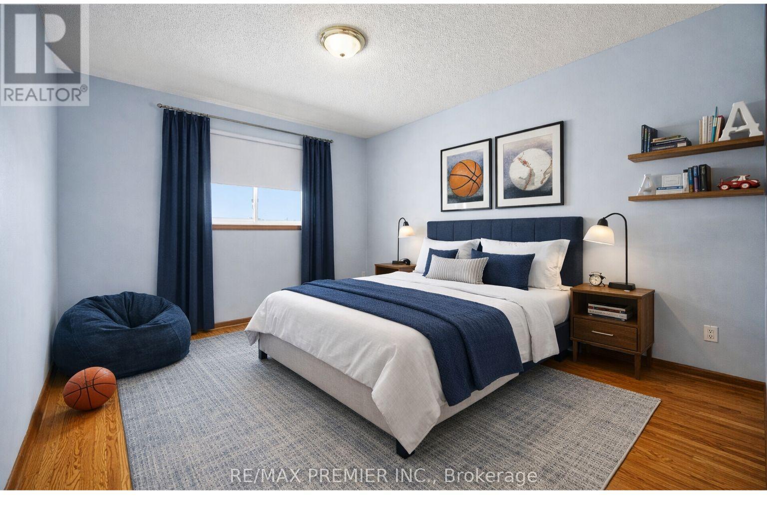 10 Sharpecroft Boulevard, Toronto, Ontario  M3J 3G1 - Photo 23 - W12788168