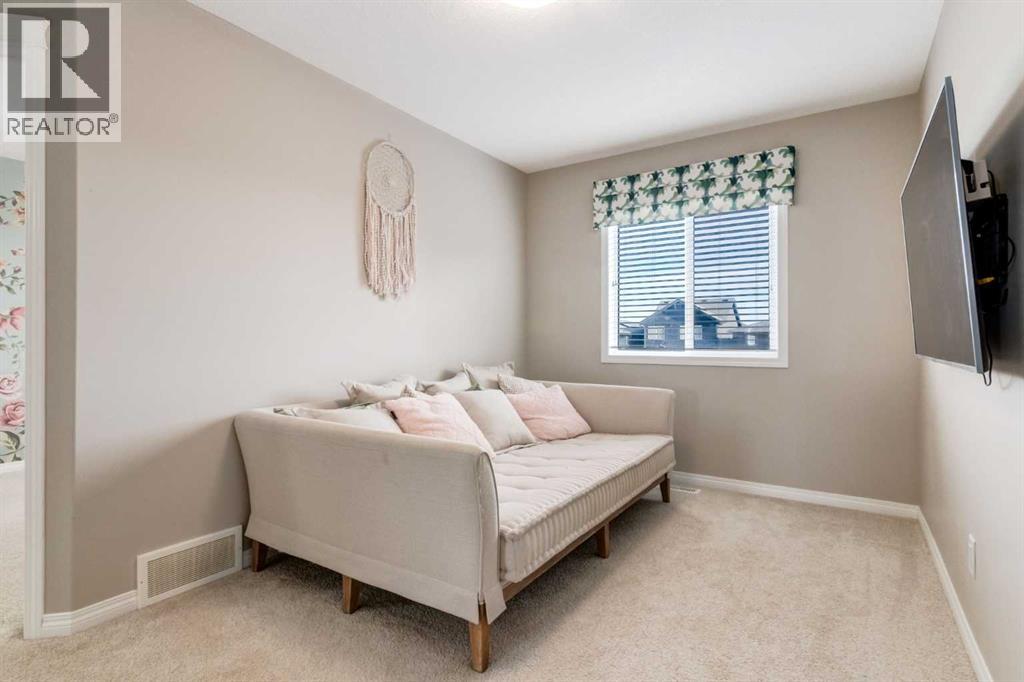 730 Belmont Drive Sw, Calgary, Alberta  T2X 4H3 - Photo 17 - A2286204