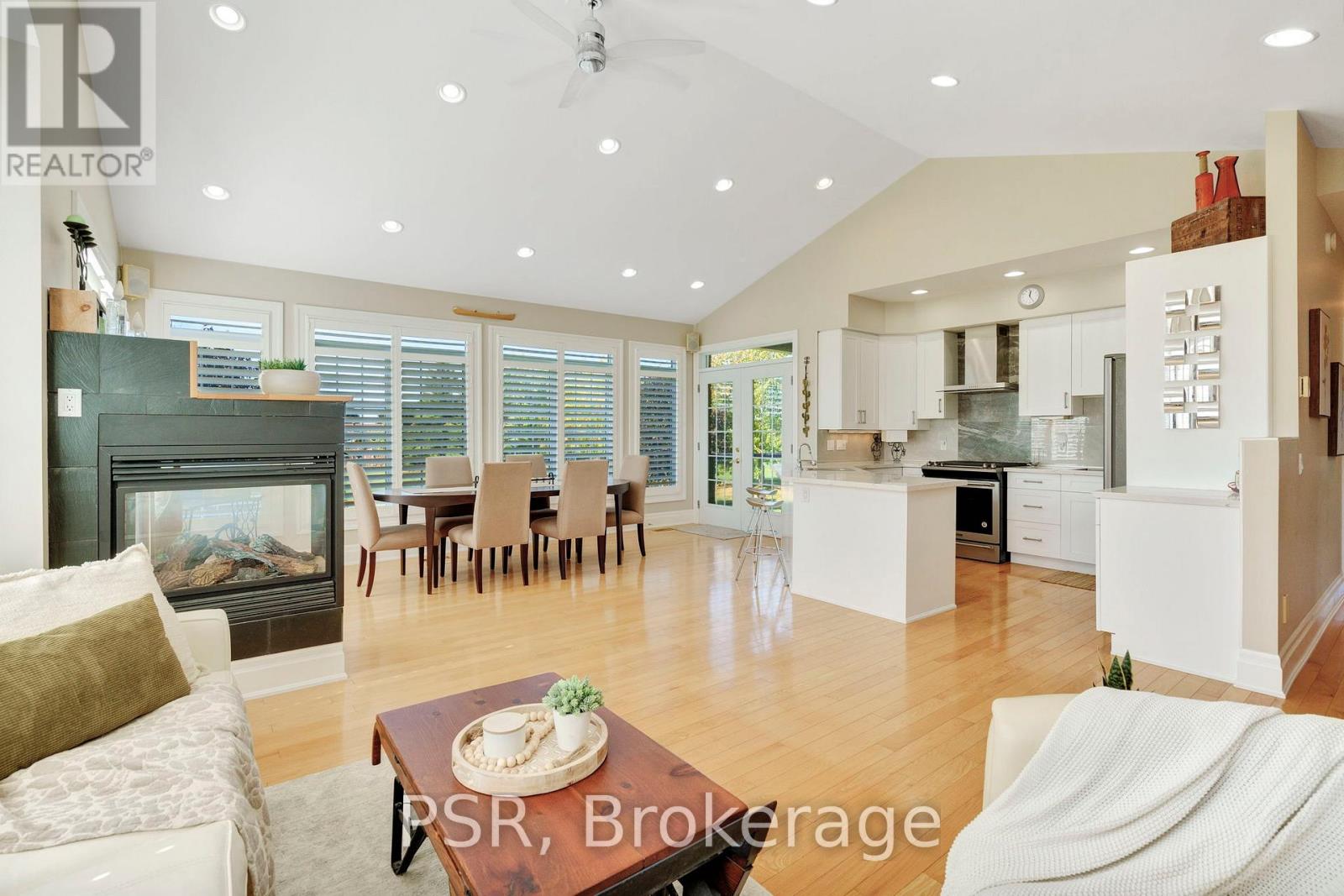 2884 Sunnydale Lane, Ramara, Ontario  L0K 1B0 - Photo 9 - S12789468