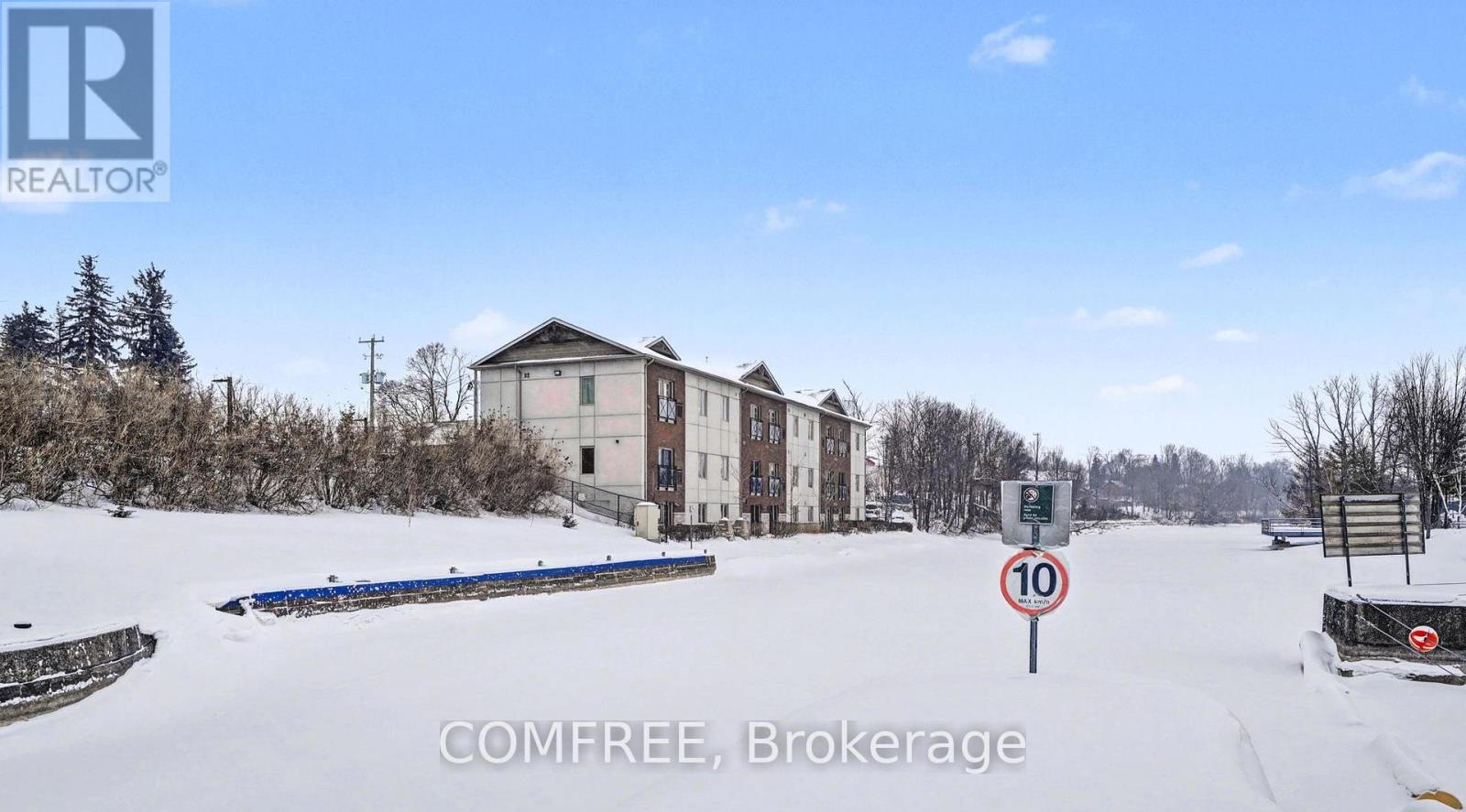 204 - 25 King Street, Kawartha Lakes (Lindsay), Ontario  K9V 1C4 - Photo 2 - X12789546