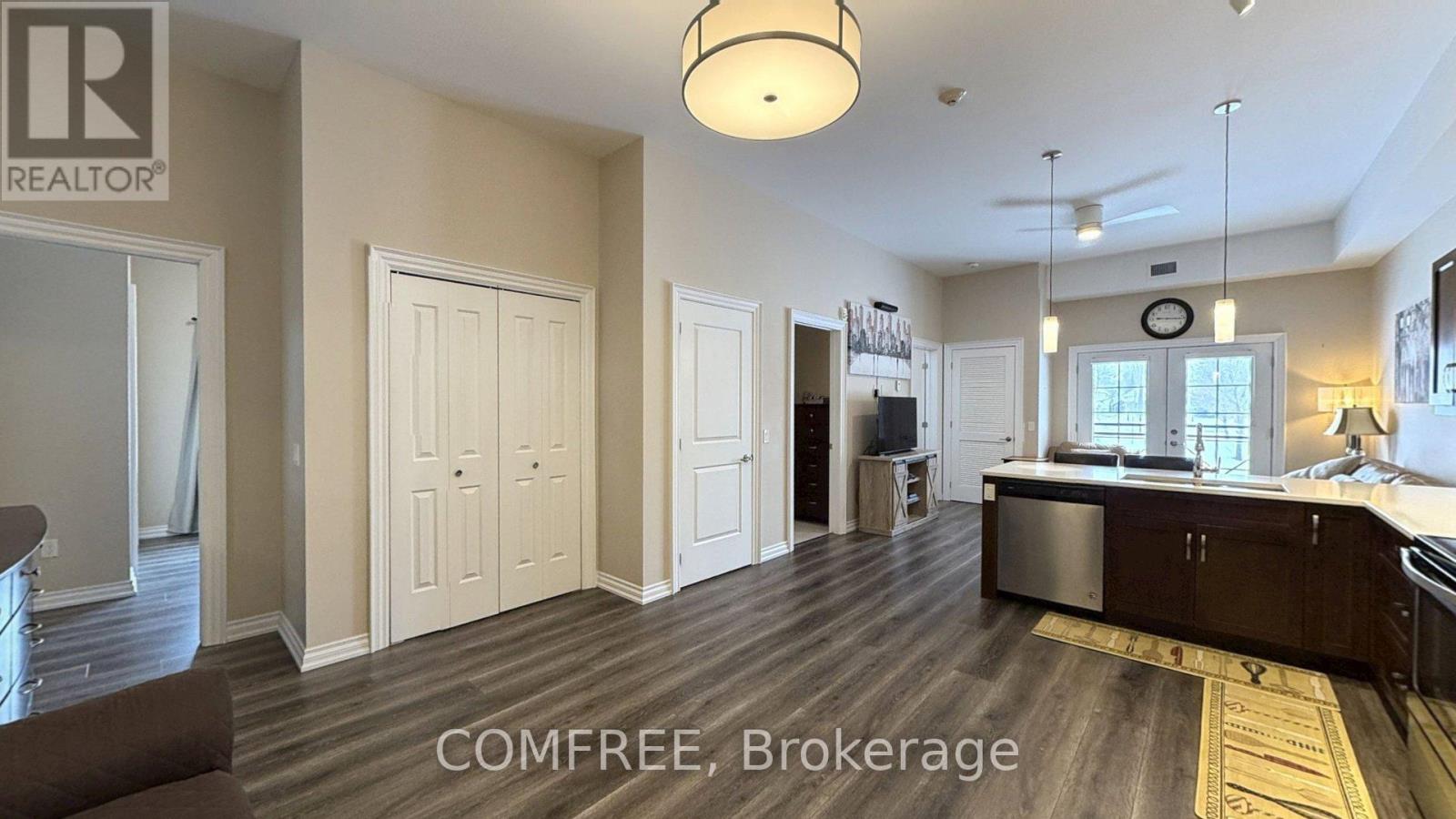 204 - 25 King Street, Kawartha Lakes (Lindsay), Ontario  K9V 1C4 - Photo 3 - X12789546