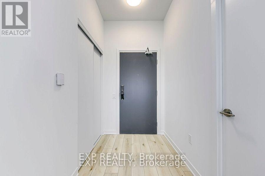 Ph08 - 395 Dundas Street W, Oakville, Ontario  L6M 5R8 - Photo 4 - W12775892