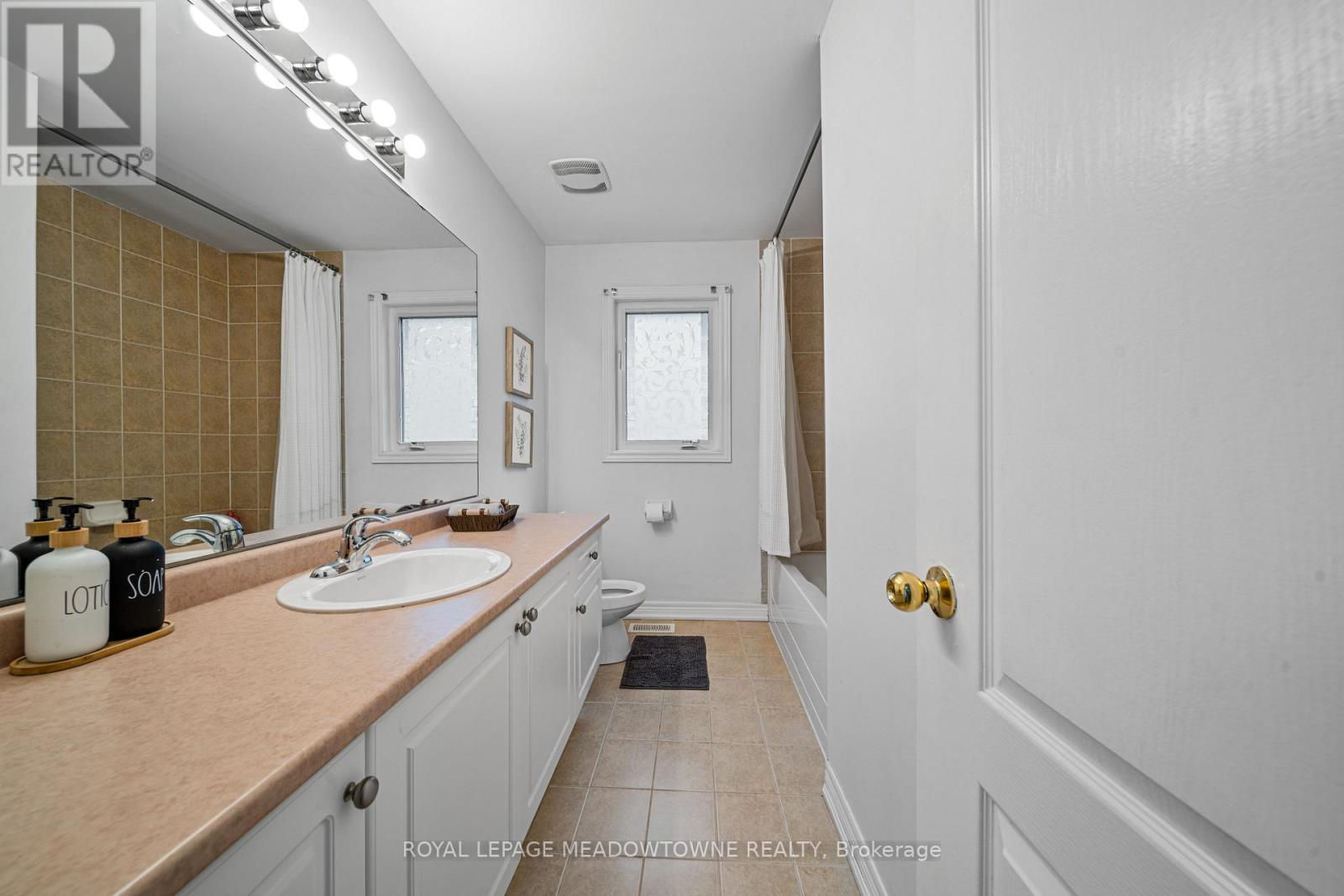 15 New Hampshire Court, Brampton, Ontario  L6S 0B9 - Photo 29 - W12787010