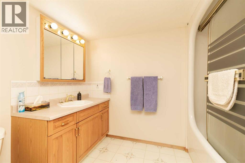 112, 75 1 Avenue S, Lethbridge, Alberta  T1J 4R2 - Photo 15 - A2285692