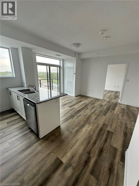 10 Mallard Trail Unit# 529, Waterdown, Ontario  L0R 2H1 - Photo 3 - 40805312