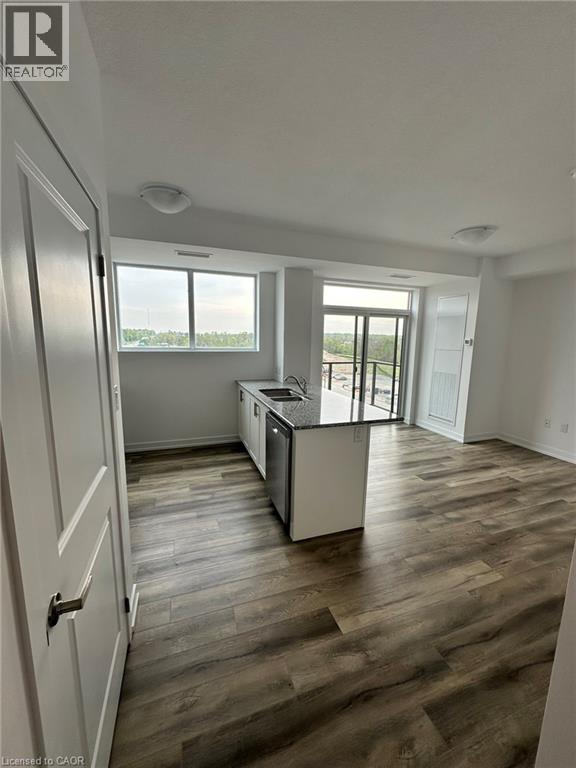 10 Mallard Trail Unit# 529, Waterdown, Ontario  L0R 2H1 - Photo 2 - 40805312