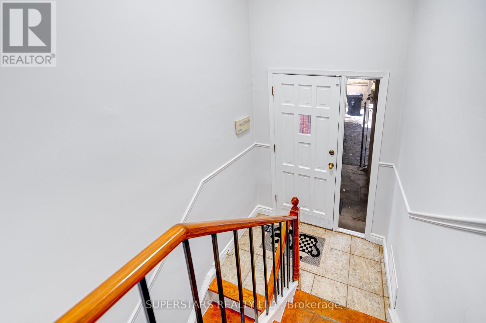 5 Terrington Court, Toronto, Ontario  M3B 2J9 - Photo 14 - C12789592