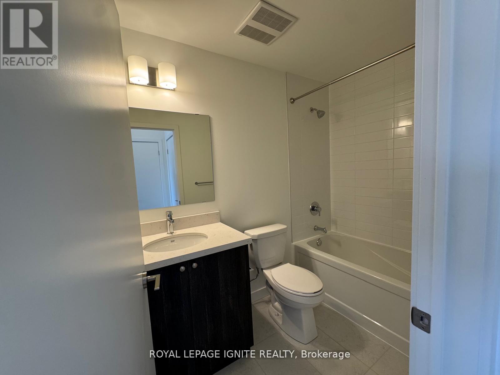 101 - 51 Clarington Boulevard, Clarington (Bowmanville), Ontario  L1C 7J8 - Photo 14 - E12789536