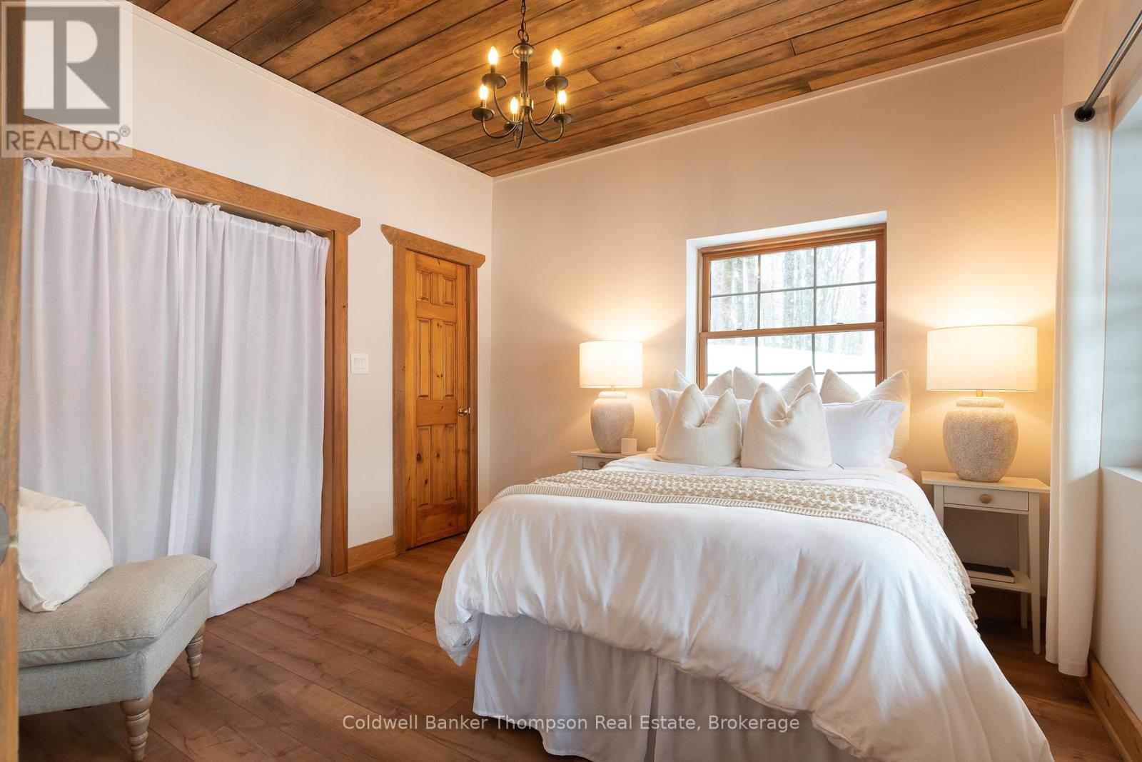 299 Rowanwood Road, Huntsville, Ontario P0B 1M0 - Photo 22 - X12788724