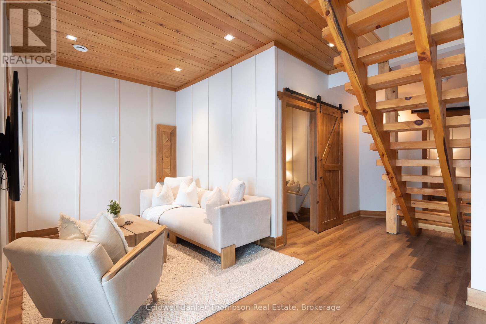 299 Rowanwood Road, Huntsville, Ontario P0B 1M0 - Photo 17 - X12788724