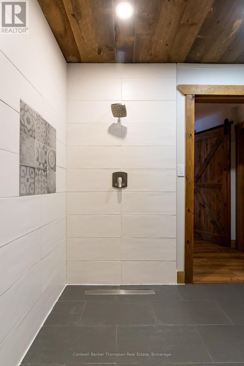 299 Rowanwood Road, Huntsville, Ontario P0B 1M0 - Photo 30 - X12788724