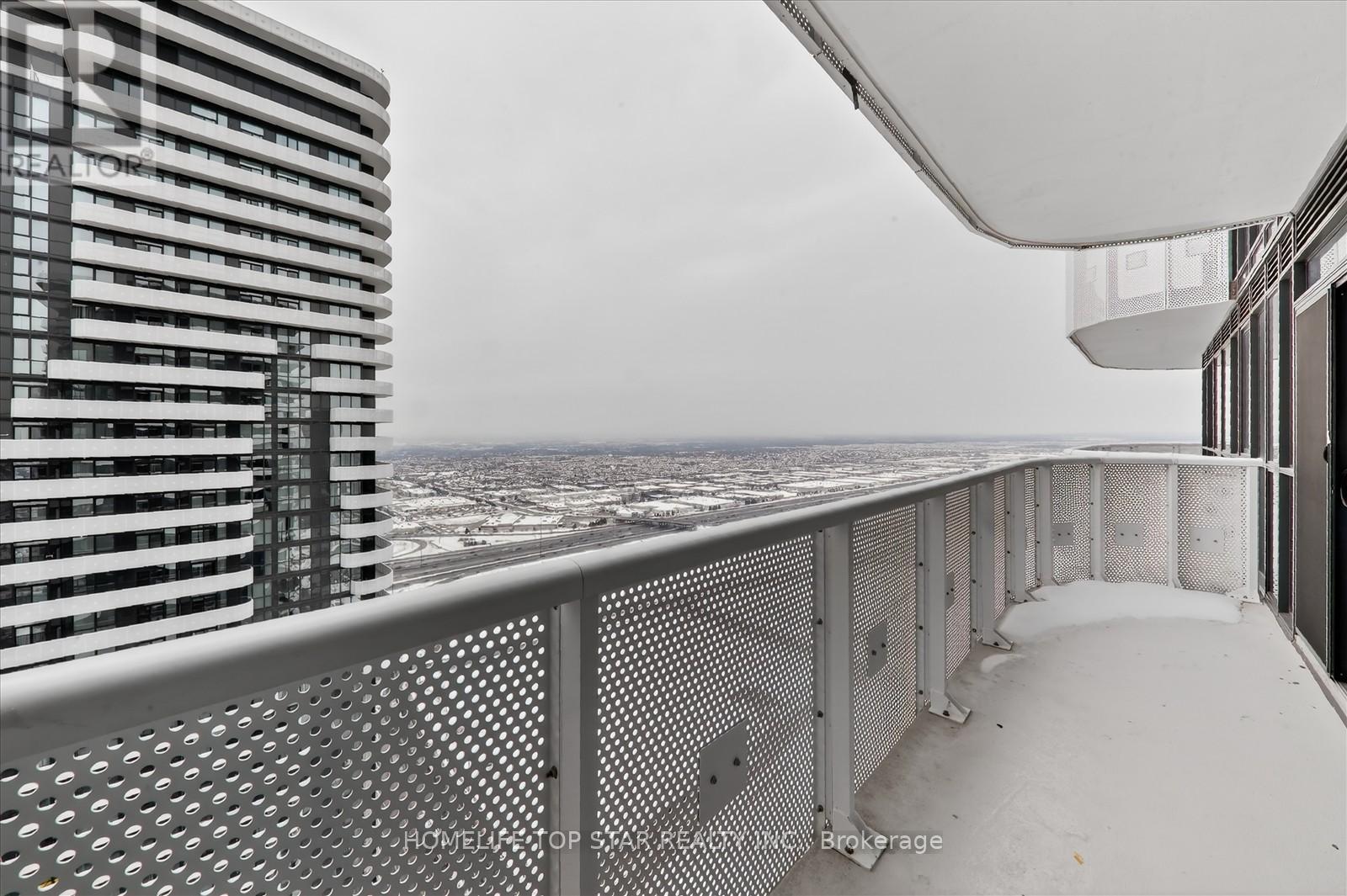 5601 - 8 Interchange Way, Vaughan (Vaughan Corporate Centre), Ontario  L4K 0R2 - Photo 34 - N12789544