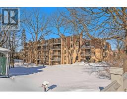 PH 1 - 15390 YONGE STREET, Aurora, Ontario