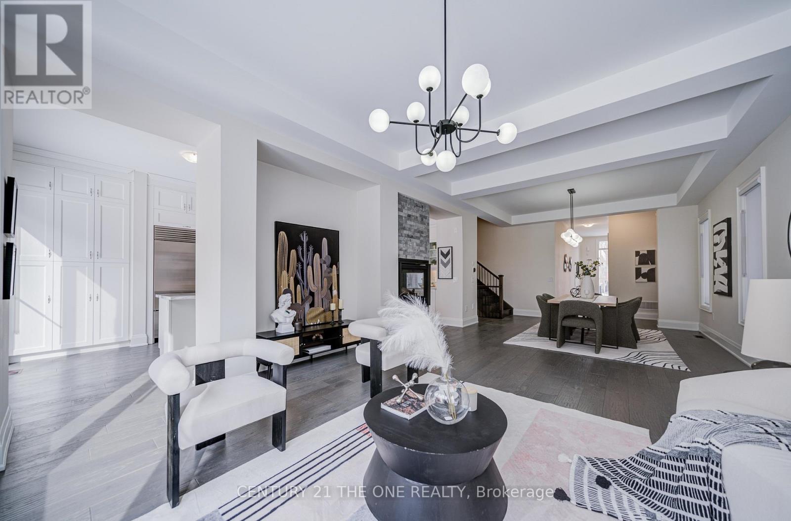 24 Meteorite Street, Richmond Hill, Ontario  L4C 1T3 - Photo 7 - N12786762