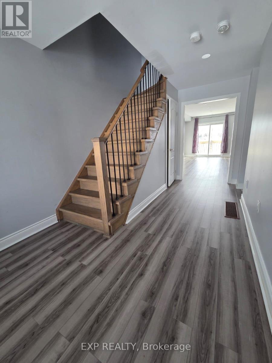 734 Cook Crescent, Melancthon, Ontario  L9V 3V2 - Photo 2 - X12785204