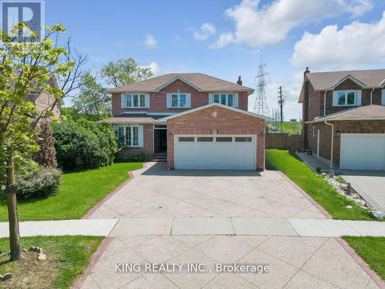 2606 Ambercroft Trail, Mississauga, Ontario  L5M 4K3 - Photo 2 - W12789524