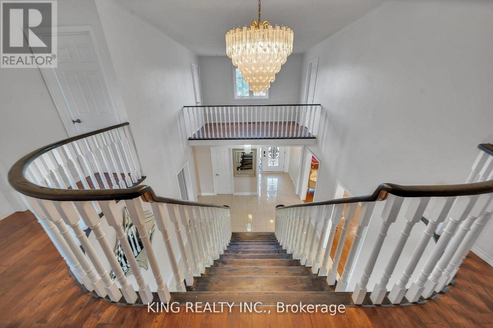 2606 Ambercroft Trail, Mississauga, Ontario  L5M 4K3 - Photo 25 - W12789524