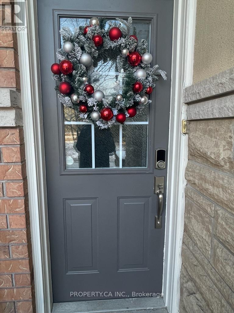 130 - 435 Hensall Circle, Mississauga (Cooksville), Ontario  L5A 4P1 - Photo 4 - W12789532