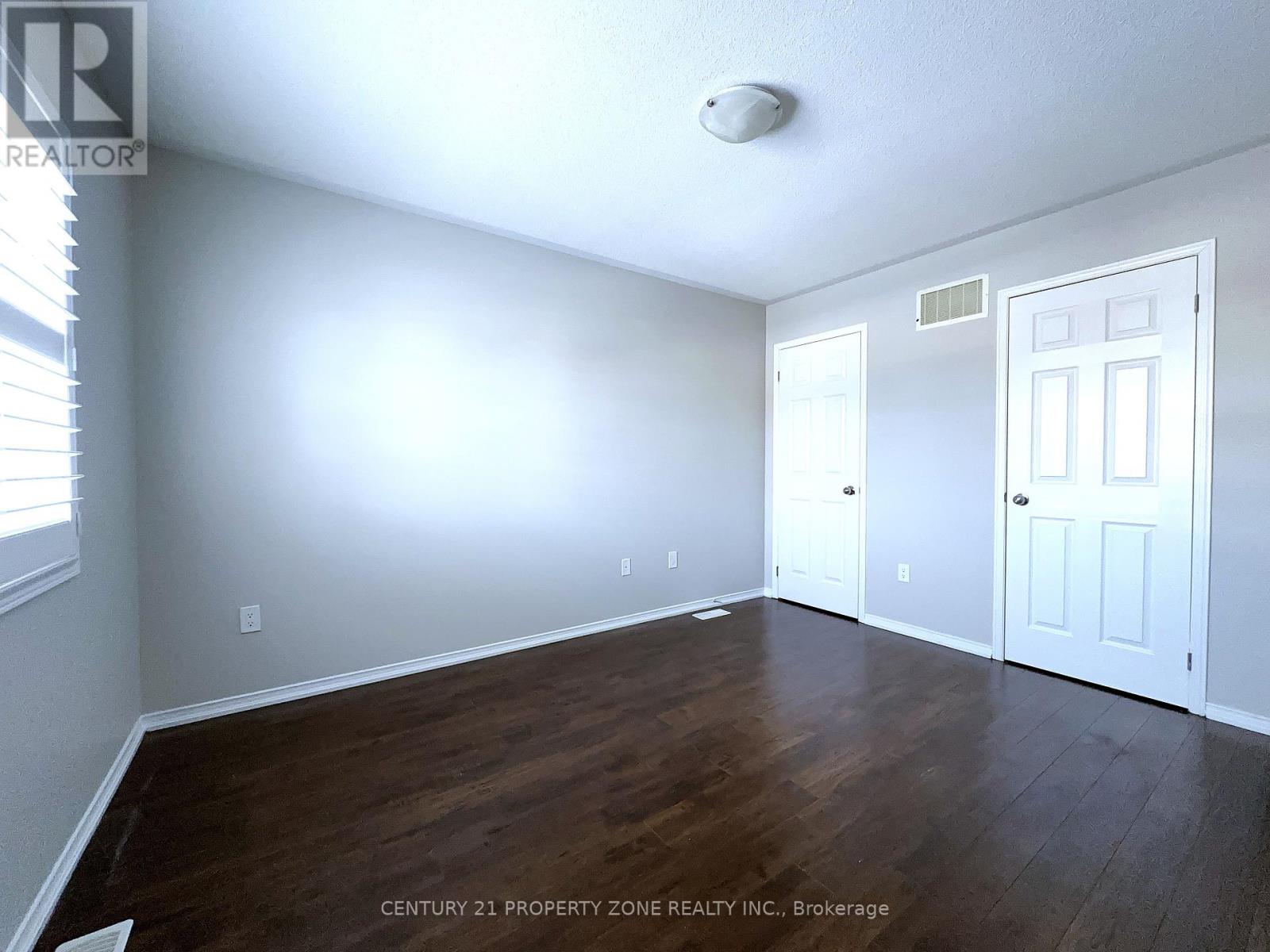 8 Loftsmoor Drive, Brampton, Ontario  L6R 0W2 - Photo 24 - W12789572