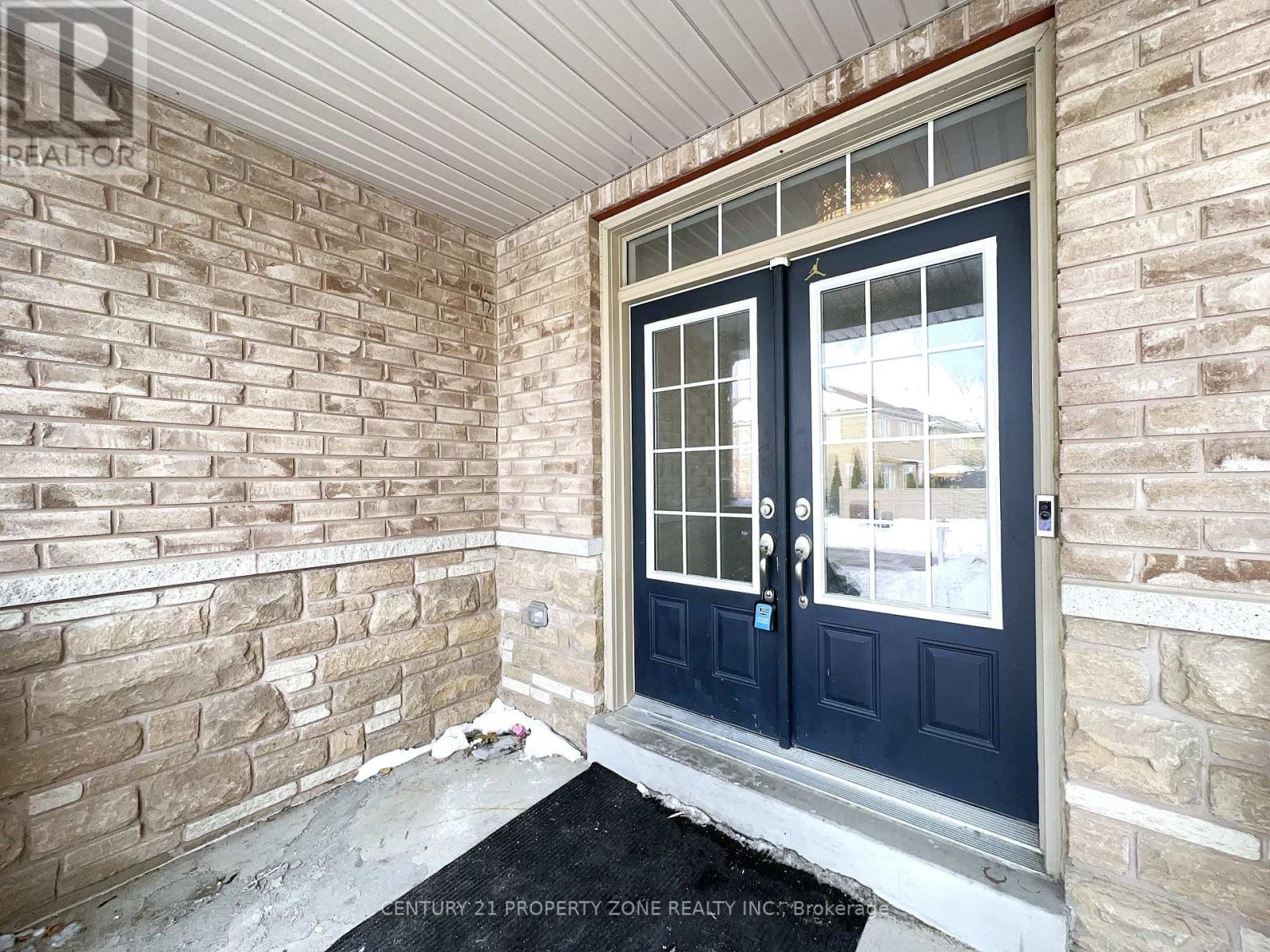 8 Loftsmoor Drive, Brampton, Ontario  L6R 0W2 - Photo 3 - W12789572