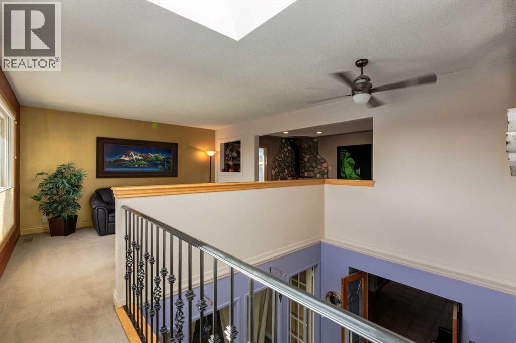 55 Heston Street Nw, Calgary, Alberta  T2K 2C3 - Photo 4 - A2283790