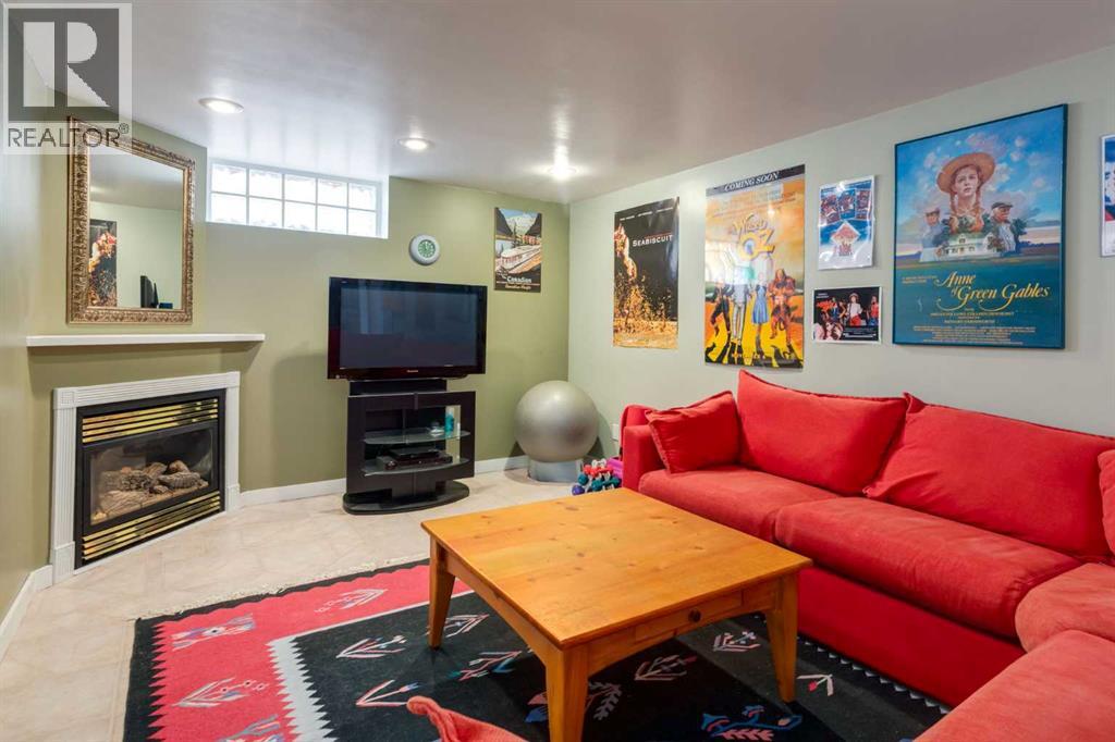 55 Heston Street Nw, Calgary, Alberta  T2K 2C3 - Photo 25 - A2283790