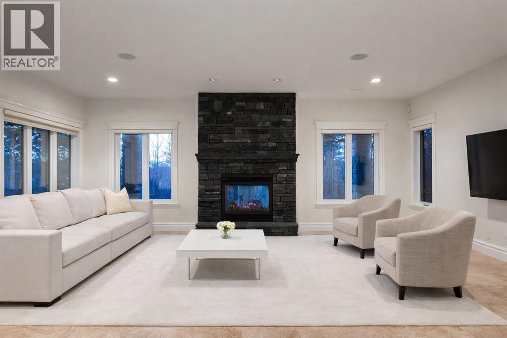 2767 77 Street Sw, Calgary, Alberta  T3H 0G2 - Photo 43 - A2285440