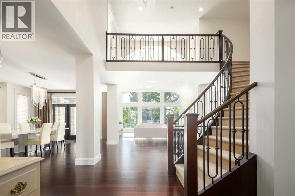 2767 77 Street Sw, Calgary, Alberta  T3H 0G2 - Photo 6 - A2285440