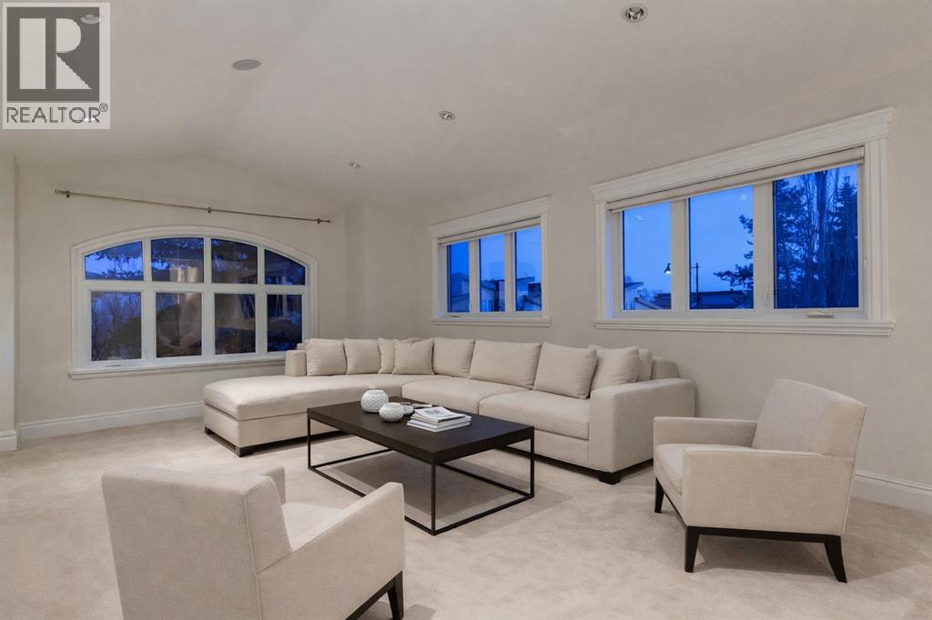 2767 77 Street Sw, Calgary, Alberta  T3H 0G2 - Photo 40 - A2285440