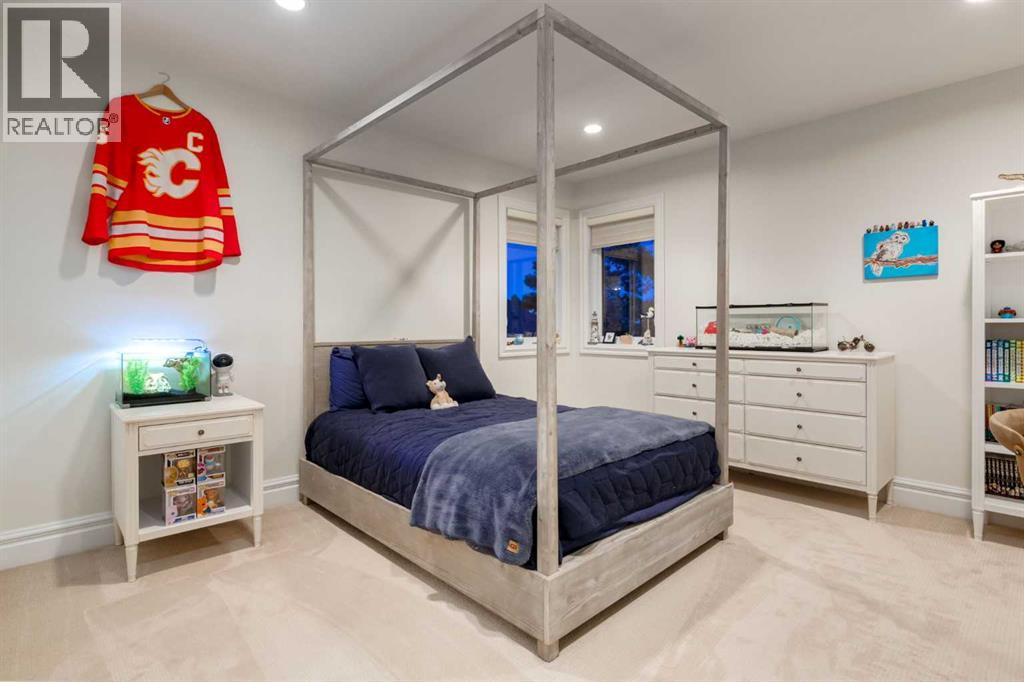 2767 77 Street Sw, Calgary, Alberta  T3H 0G2 - Photo 38 - A2285440