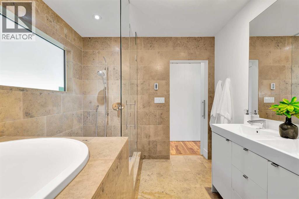 1707 Suffolk Street Sw, Calgary, Alberta  T3C 2N3 - Photo 9 - A2286406