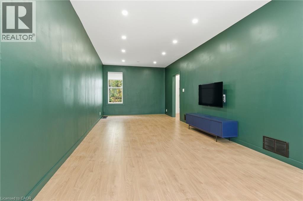 273 Robert Street, Hamilton, Ontario  L8L 2R5 - Photo 8 - 40787306