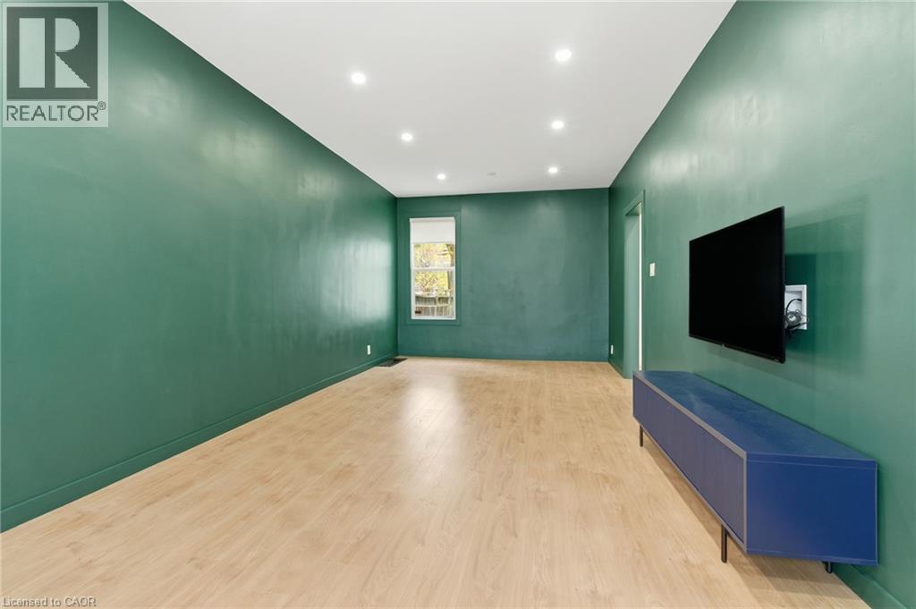 273 Robert Street, Hamilton, Ontario  L8L 2R5 - Photo 9 - 40787306