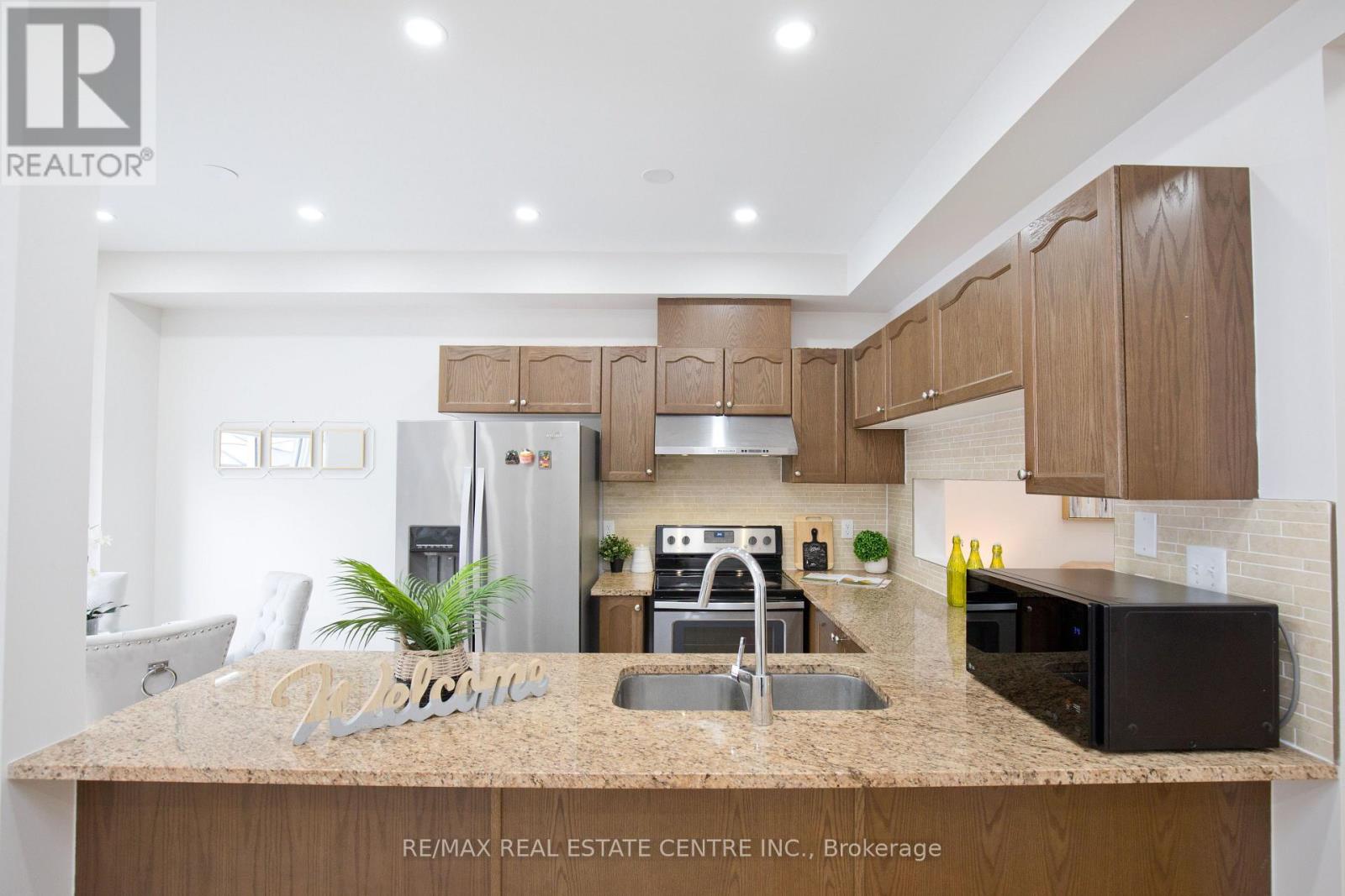 64 Cookview Drive, Brampton, Ontario  L6R 3T6 - Photo 15 - W12789612