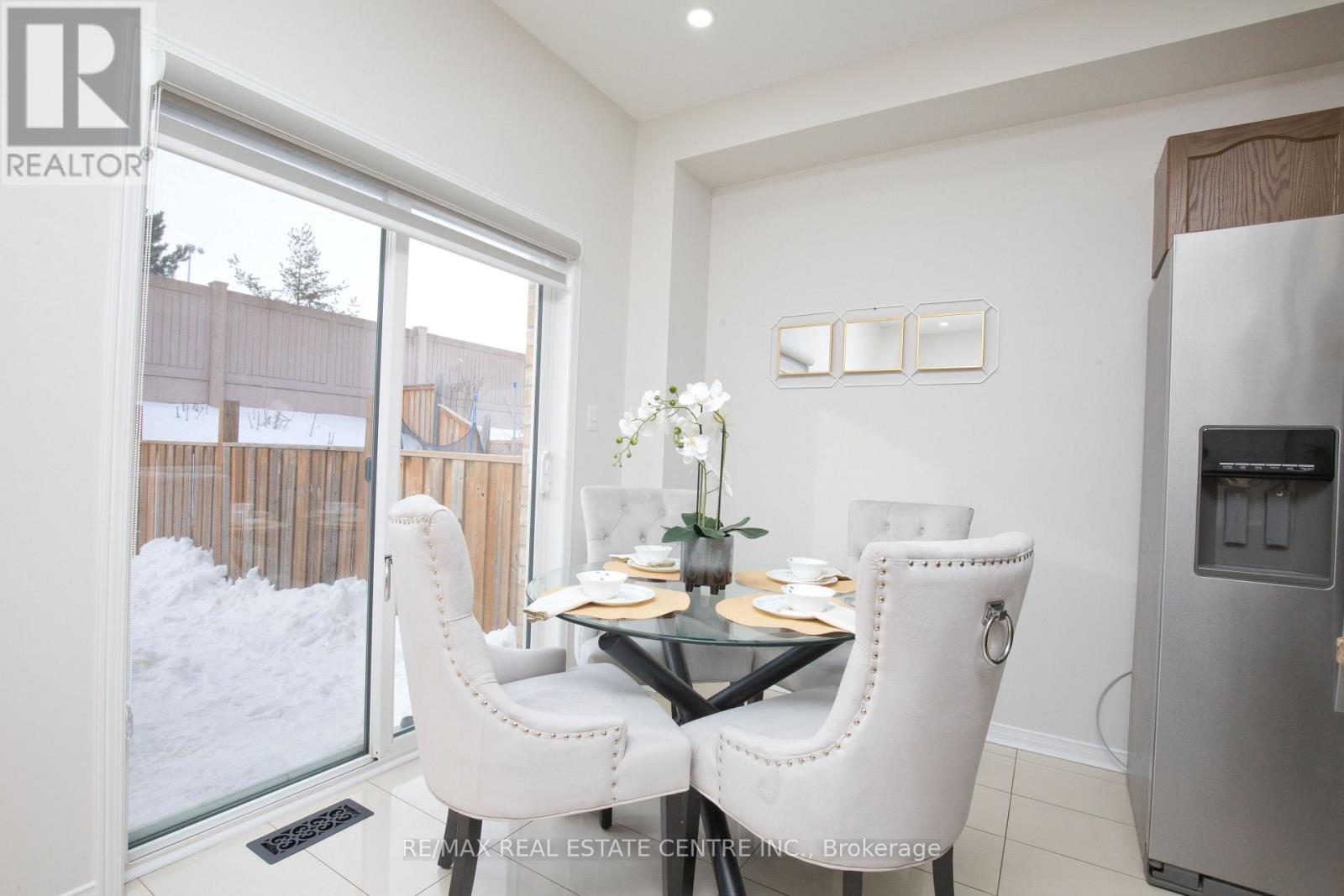 64 Cookview Drive, Brampton, Ontario  L6R 3T6 - Photo 17 - W12789612