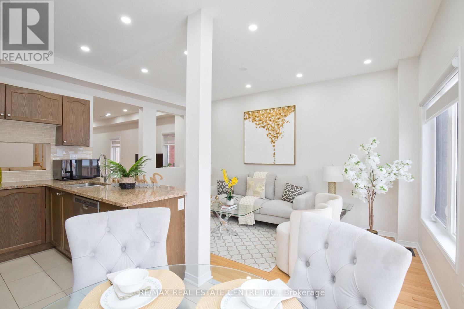 64 Cookview Drive, Brampton, Ontario  L6R 3T6 - Photo 18 - W12789612